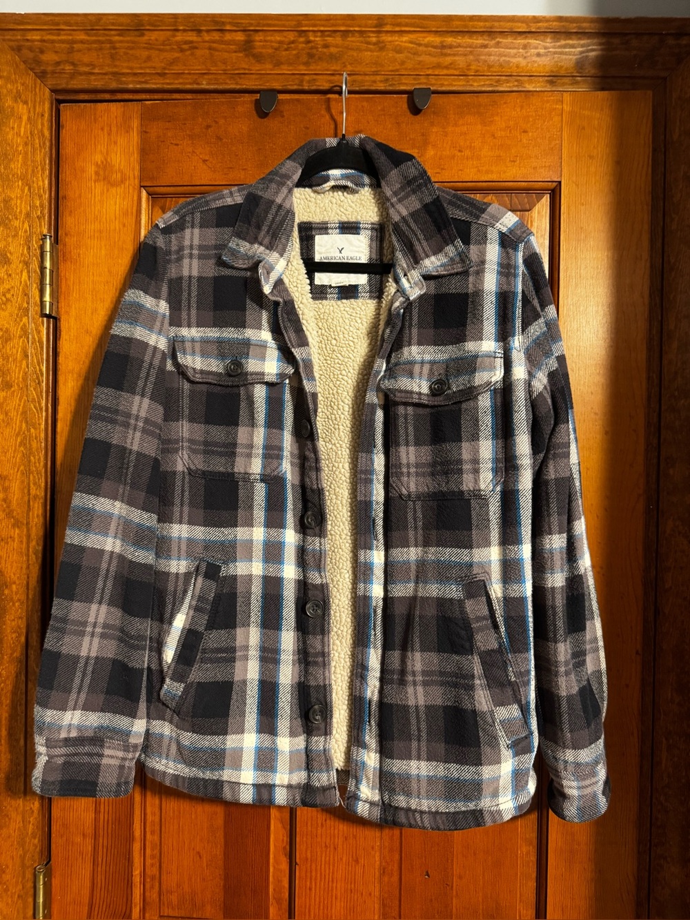American Eagle Sherpa-Lined Plaid Jacket – Men’s Medium